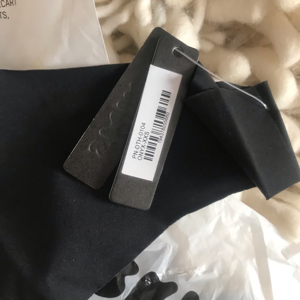 XX SOLD XX Skims || Smooth Essentials Dipped Thong - Picture 4 of 8